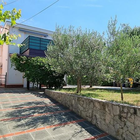 Apartmani Karla Baška Δωμάτιο φωτογραφία